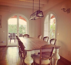 Dining - Villa - Resort Marinagri 5 min from the beach! (Basilicata)