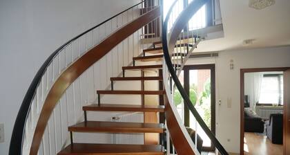 Freistehendes Ferienhaus in Strandnähe für Max. 8 Personen Über 2 Etagen!