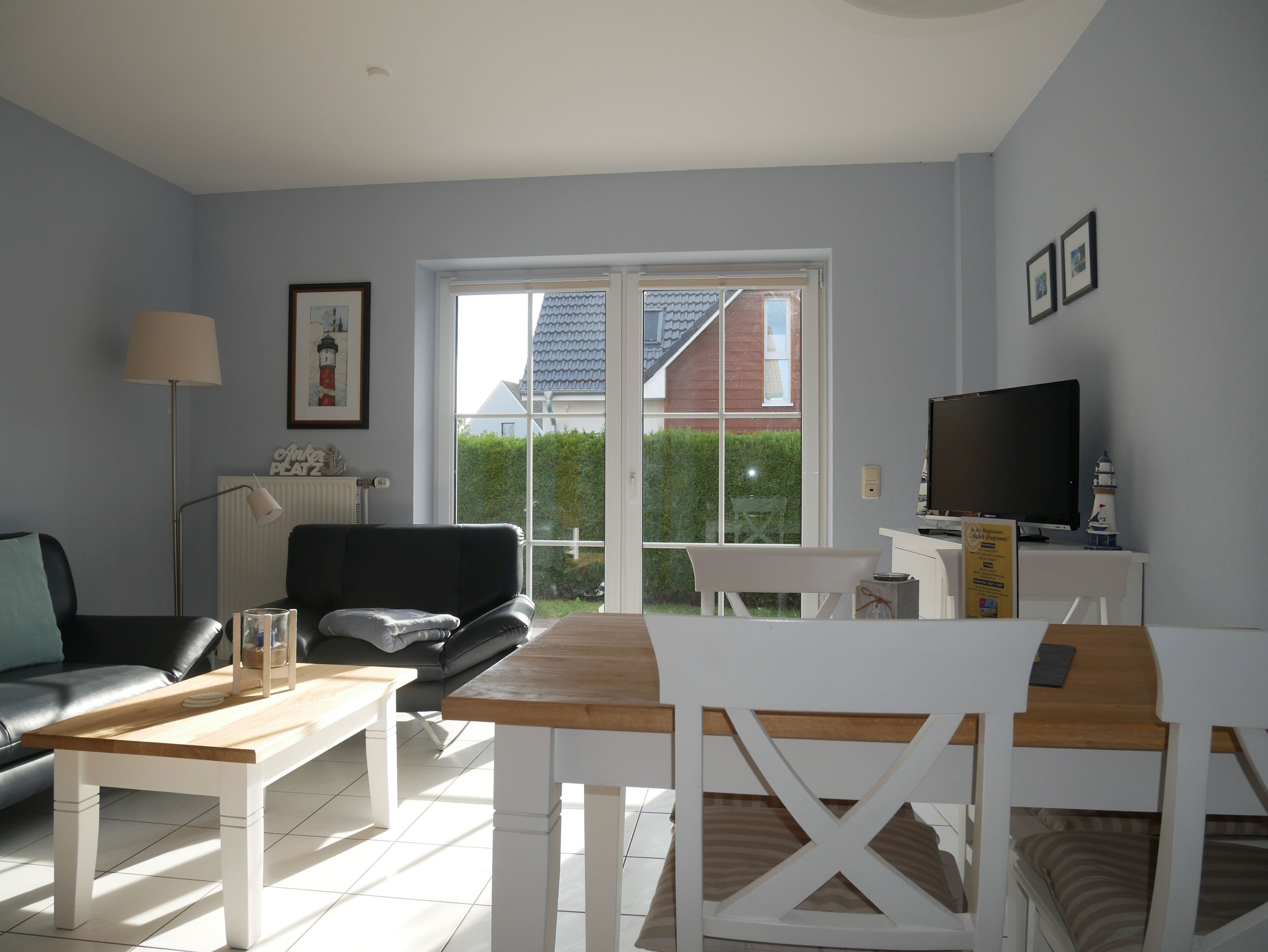 Télévision, table de tennis de table