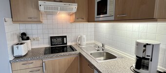 Strandnah...  Doppelhaushälfte über 2 Etagen für max. 4 Personen!