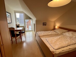 2 chambres, accès au Wi-Fi (inclus)