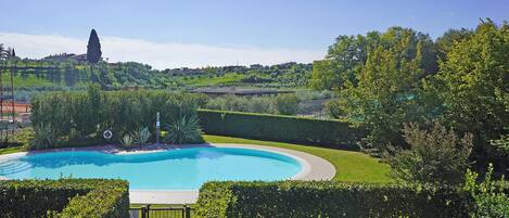 2 عدّة غرف نوم