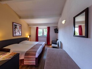 Room - Royal Hotel Aigues Mortes (Aigues-Mortes)