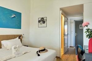 Room - Mona Lisa Royal Hotel (Aigues-Mortes)