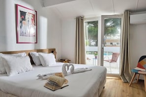 Room - Mona Lisa Royal Hotel (Aigues-Mortes)