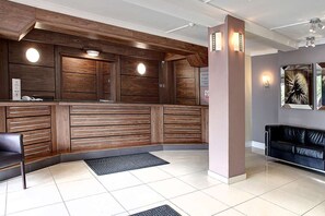 Lobby - Best Western Gatwick Skylane Hotel (Horley)