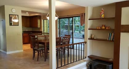 Beautiful condo on a golf course