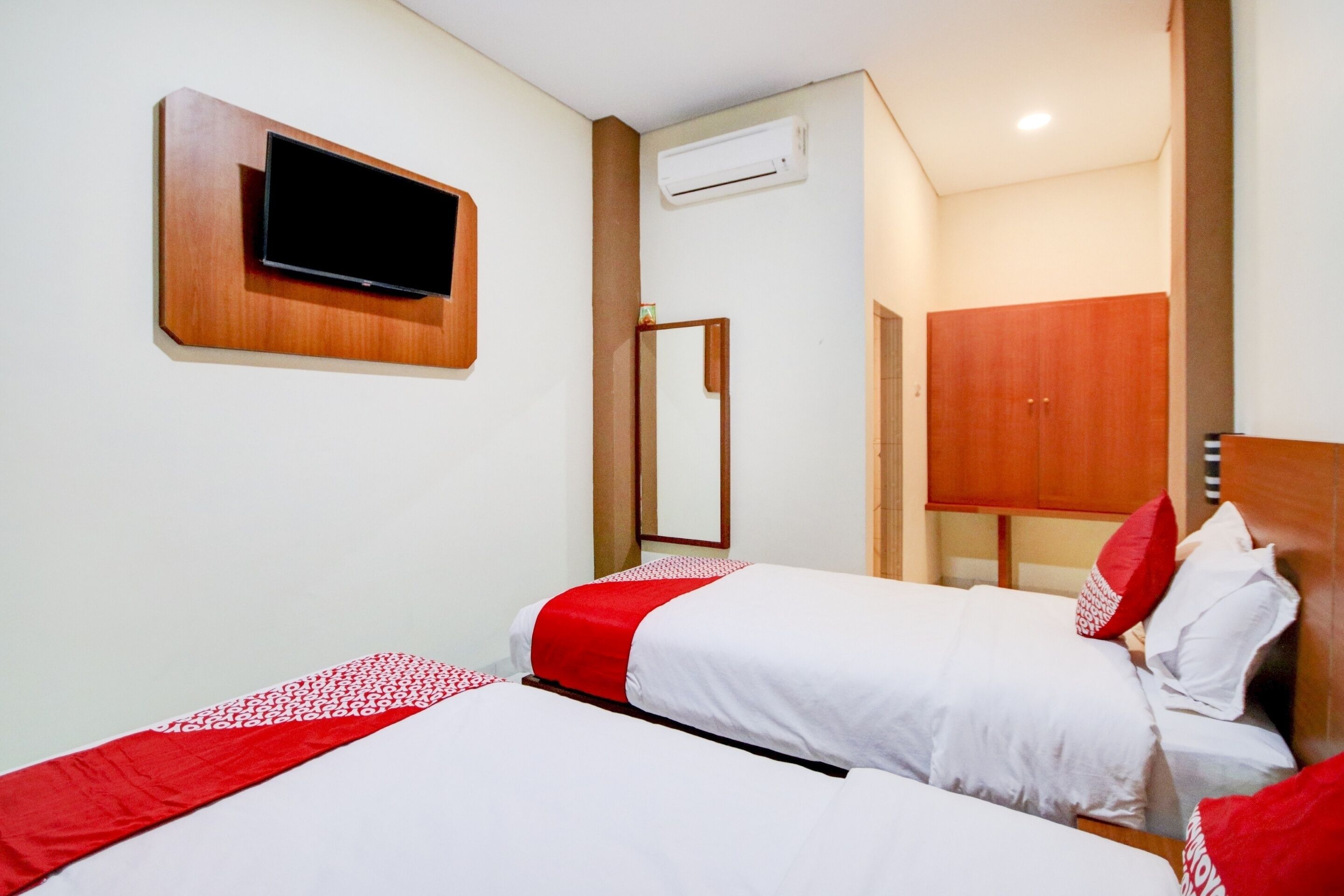 Foto - Hotel O Sean'S Residence Mansyur Near Universitas Sumatra Utara USU