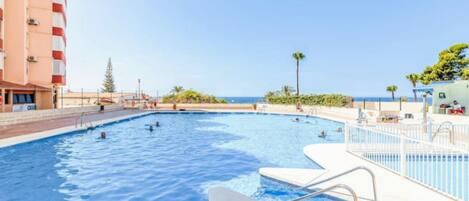 Piscina a l'aire lliure