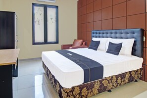 Deluxe Double Room | Free WiFi, bed sheets