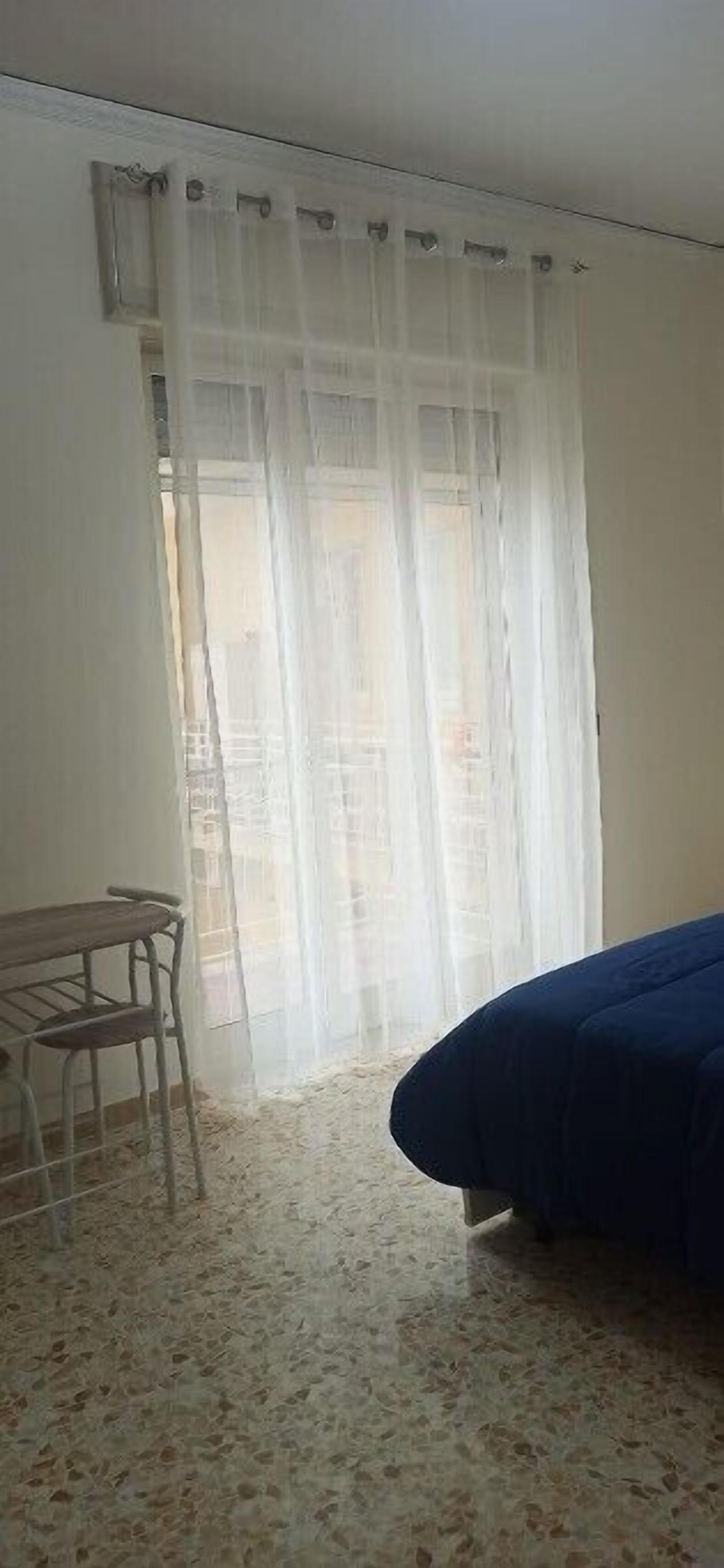 Standard Double Room | Meja, katil bayi mudah alih, Wi-fi percuma 