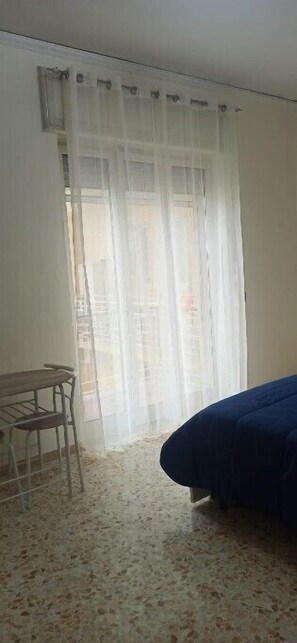 스탠다드 더블룸 | 책상, 여행용 아기침대, 무료 WiFi