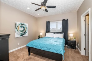 7 bedrooms, desk, iron/ironing board, travel crib