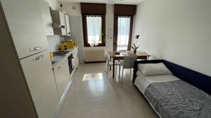 1 camera, una cassaforte in camera, ferro/asse da stiro, Wi-Fi gratuito