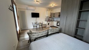 1 Schlafzimmer, Zimmersafe, Bügeleisen/Bügelbrett, kostenloses WLAN