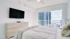 2 slaapkamers, een strijkplank/strijkijzer, gratis wifi, beddengoed