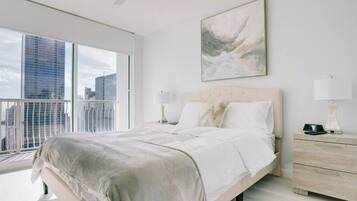 2 bedrooms, iron/ironing board, free WiFi, bed sheets