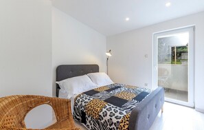 5 bedrooms, WiFi
