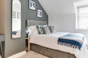 2 habitaciones, tabla de planchar con plancha y wifi gratis 