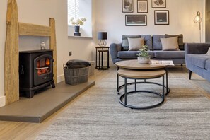 TV connectée, cheminée