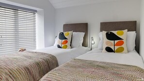 2 bedrooms, iron/ironing board, travel cot, free WiFi - Beam End Snainton - Modern 2-bedroom Stone Cottage. Pet Friendly. (Snainton)