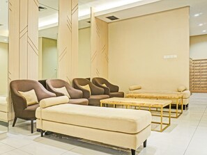 Lobby - OYO 91217 Skyland @ Pgv Near Gunung Putri (Gunung Putri)