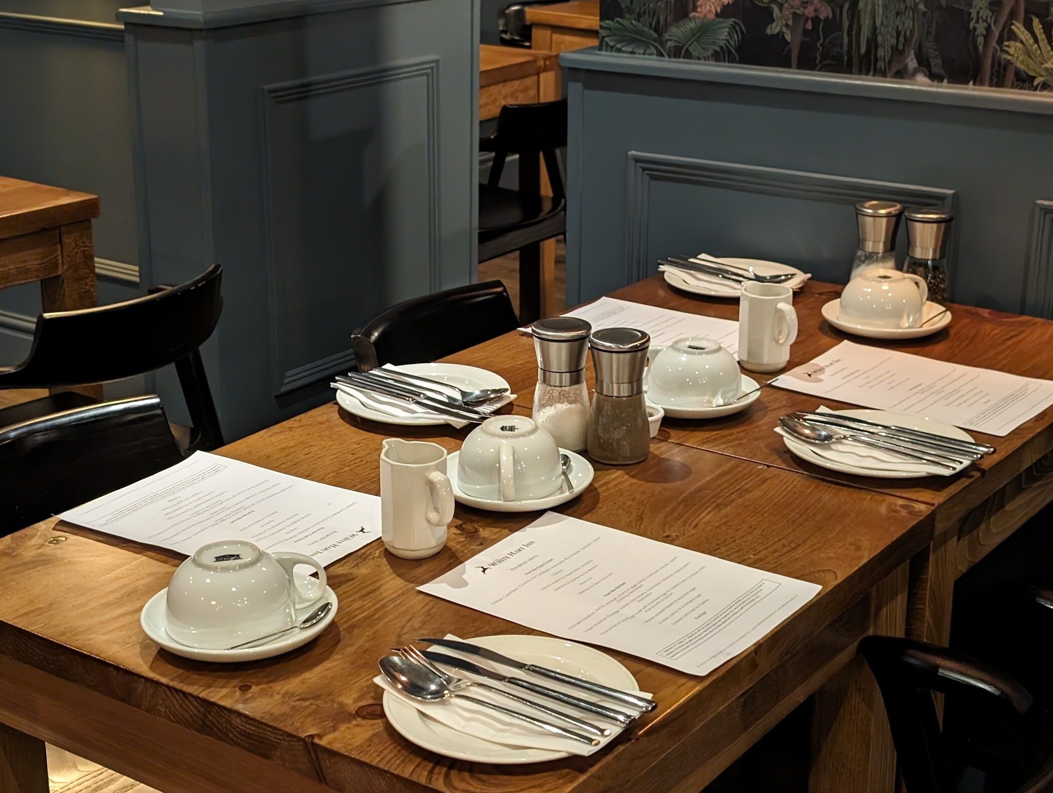 朝食 (オーダー形式)、毎日提供 (無料)