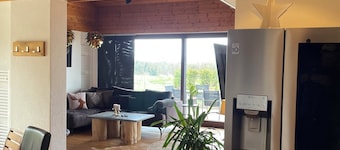 Mega suite for up to 8 people and more with a unique view. Sauna, Hot Tub, Wine