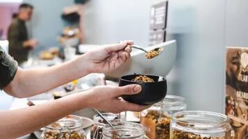 Daily buffet breakfast (EUR 19.50 per person)