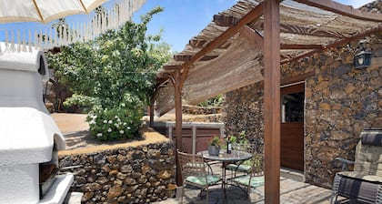 Holiday Home 'La Casa De Abajo' with Sea View, Private Terrace and Garden