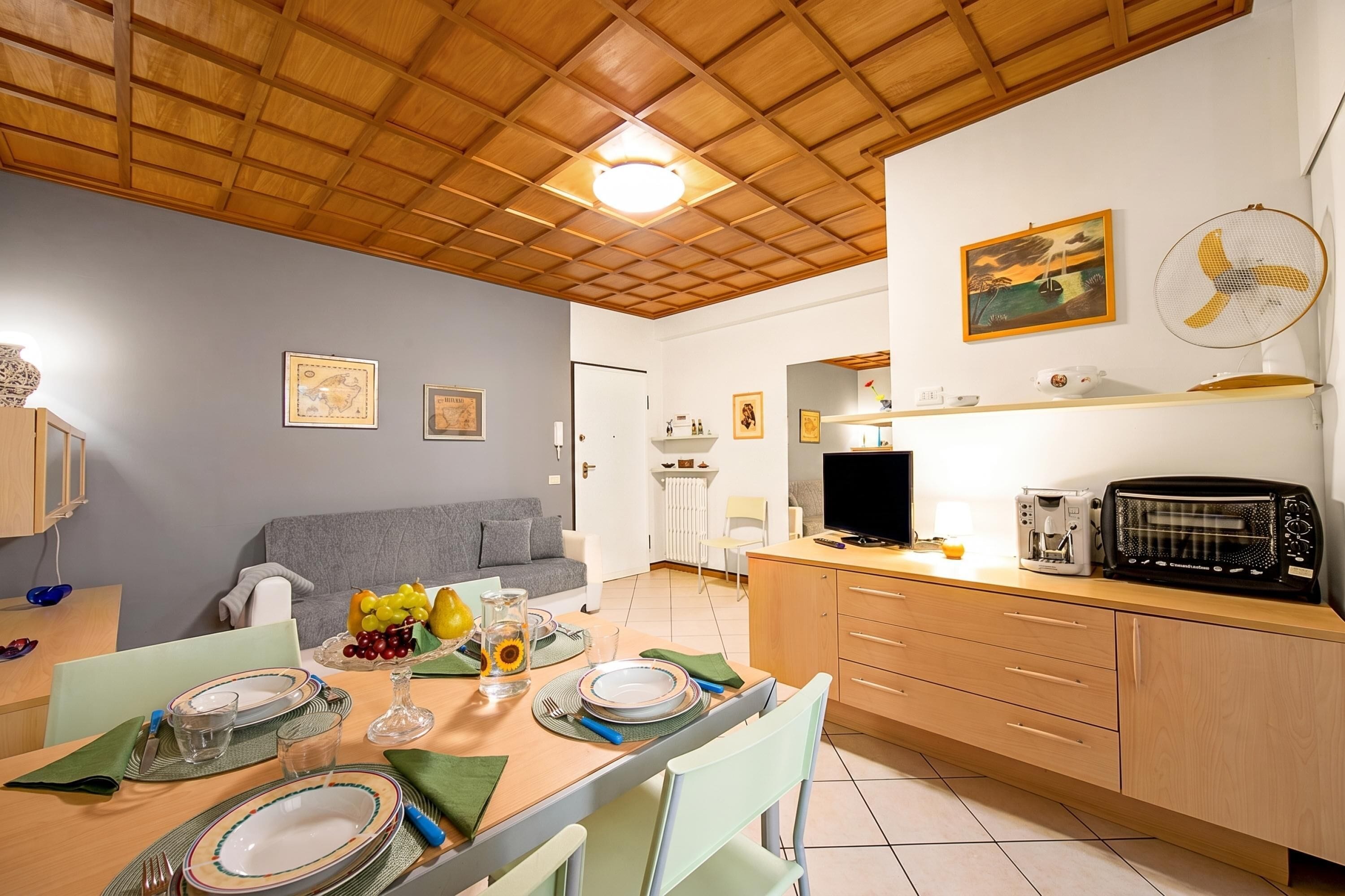 Family Apartment, Multiple Bedrooms (Il Sogno Di Silvana) | Dining