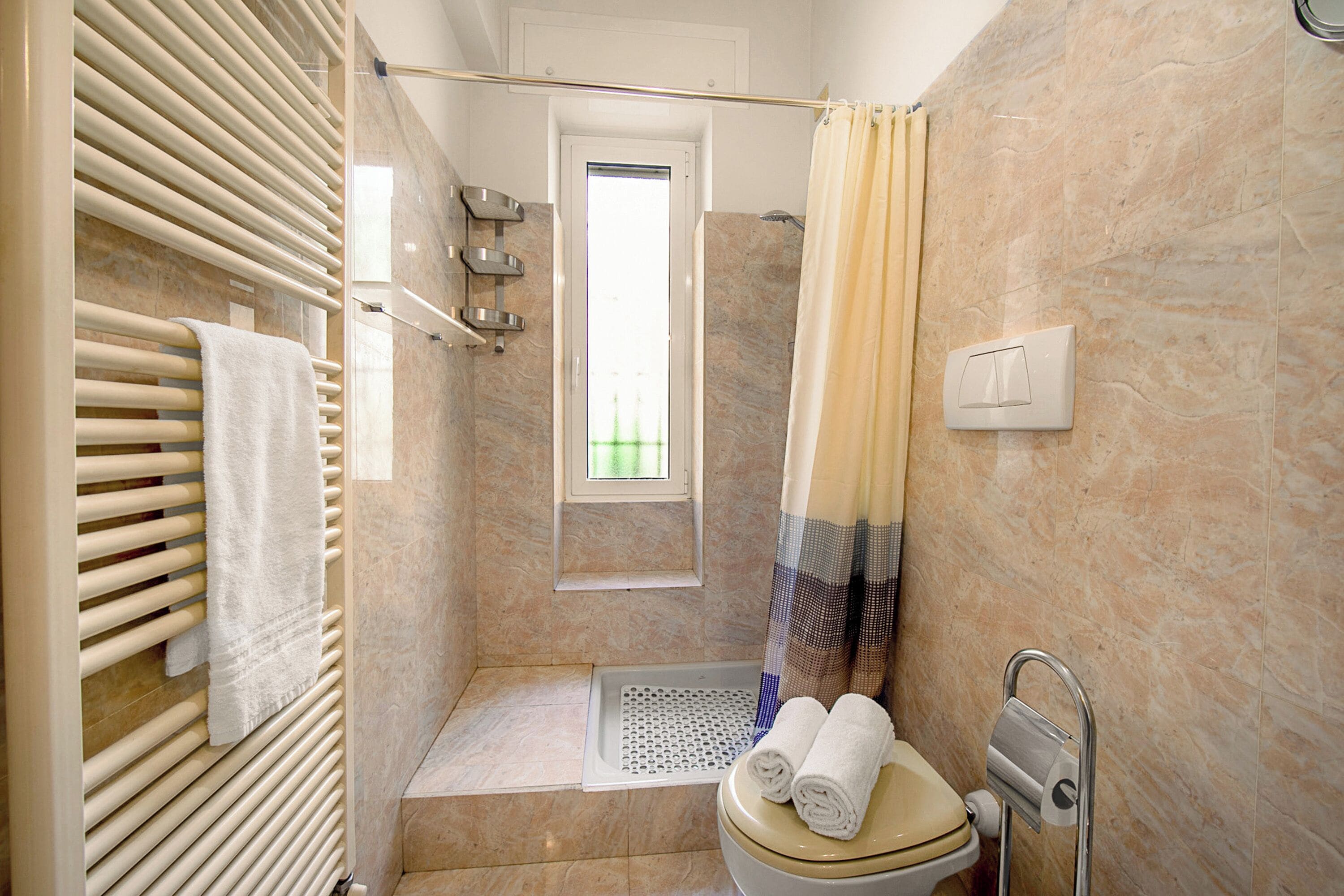 Family Apartment, Multiple Bedrooms (Il Sogno Di Silvana) | Bathroom | Shower, hair dryer, bidet, towels