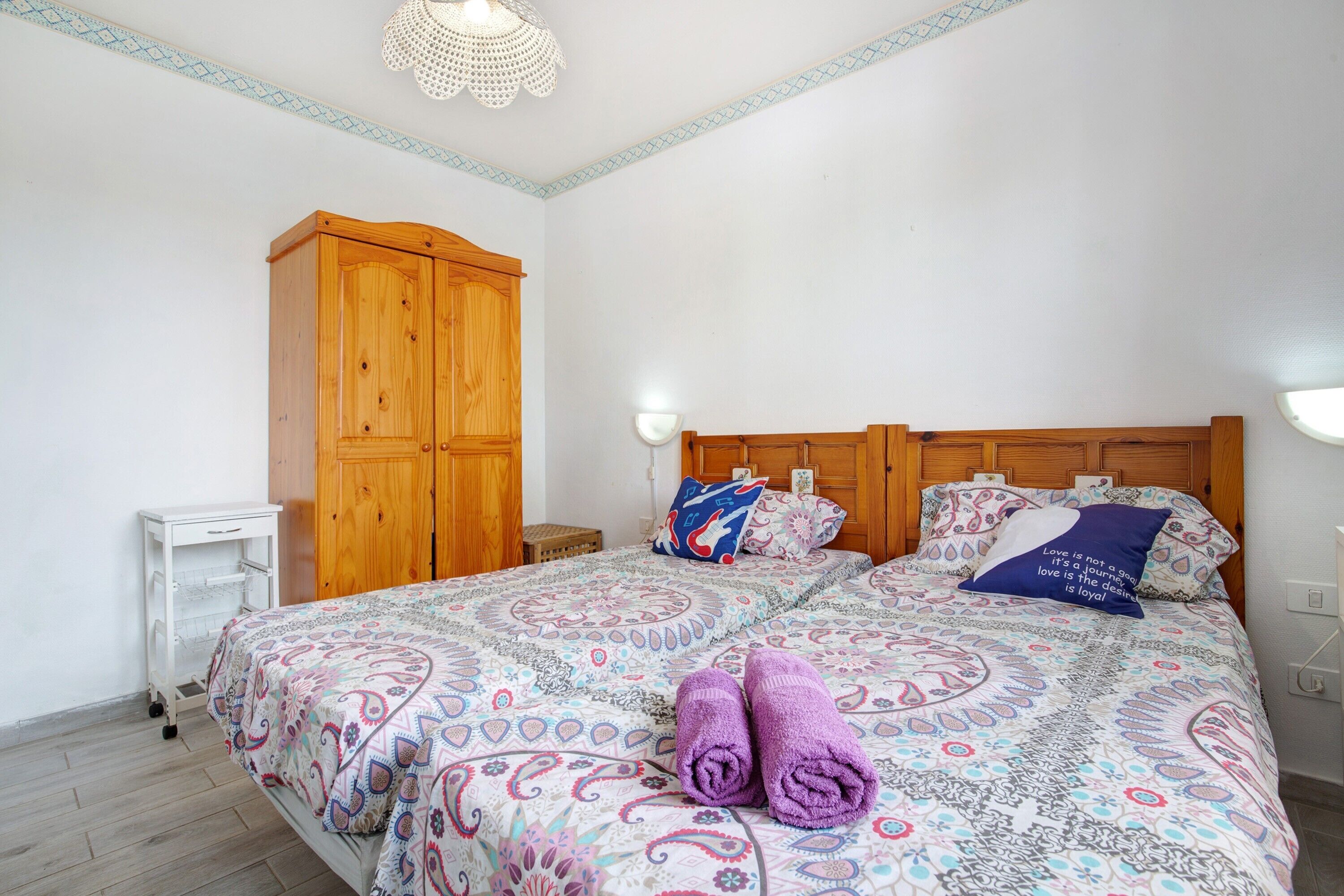 1 dormitorio, wifi gratis, ropa de cama