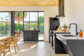 Refrigerador, horno, parrilla de estufa y lavavajillas