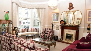 Reception - Montclare Hotel (Llandudno)