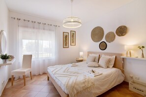 2 bedrooms, free WiFi, bed sheets