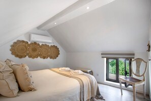 2 chambres, fer et planche à repasser, accès au Wi-Fi (inclus)