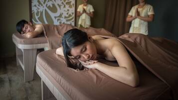 Couples treatment room(s), hot tub, steam room, body treatments