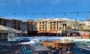 Outdoor dining - Park West Town Home 1676 4 Bedroom 3.5 Bath with Private Hot Tub (Park City)
