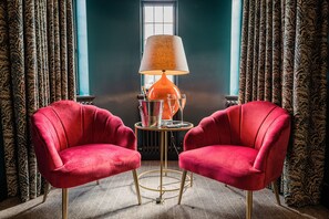 Dobbeltrom – executive | Oppholdsområde | TV