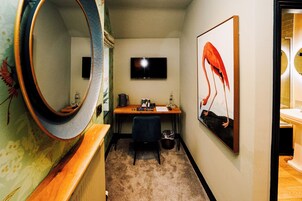 Escritorio y wifi gratis