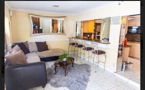 Smart TV, DVD player, stereo