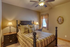 3 bedrooms, free WiFi, bed sheets