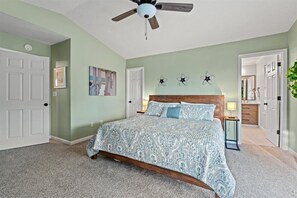 4 bedrooms, iron/ironing board, free WiFi, bed sheets