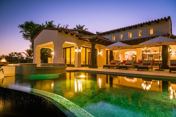 A heated pool - Querencia 4BR Club Villa (San Jose del Cabo)