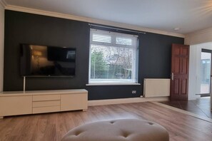 Cottage, Multiple Beds | Interior - Laighdykes Guest Cottage 2 Bedroom & Gym Saltcoats (Saltcoats)