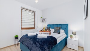 1 bedroom, bed sheets - Bunscha Apartments Cracow by Renters (Kraków)