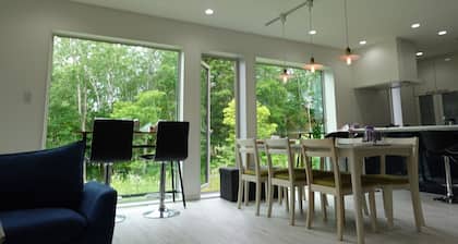 CLOUD9 ROOM204 / Abuta-gun Hokkaidō