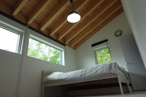 1 chambre, bureau, Wi-Fi gratuit, draps fournis