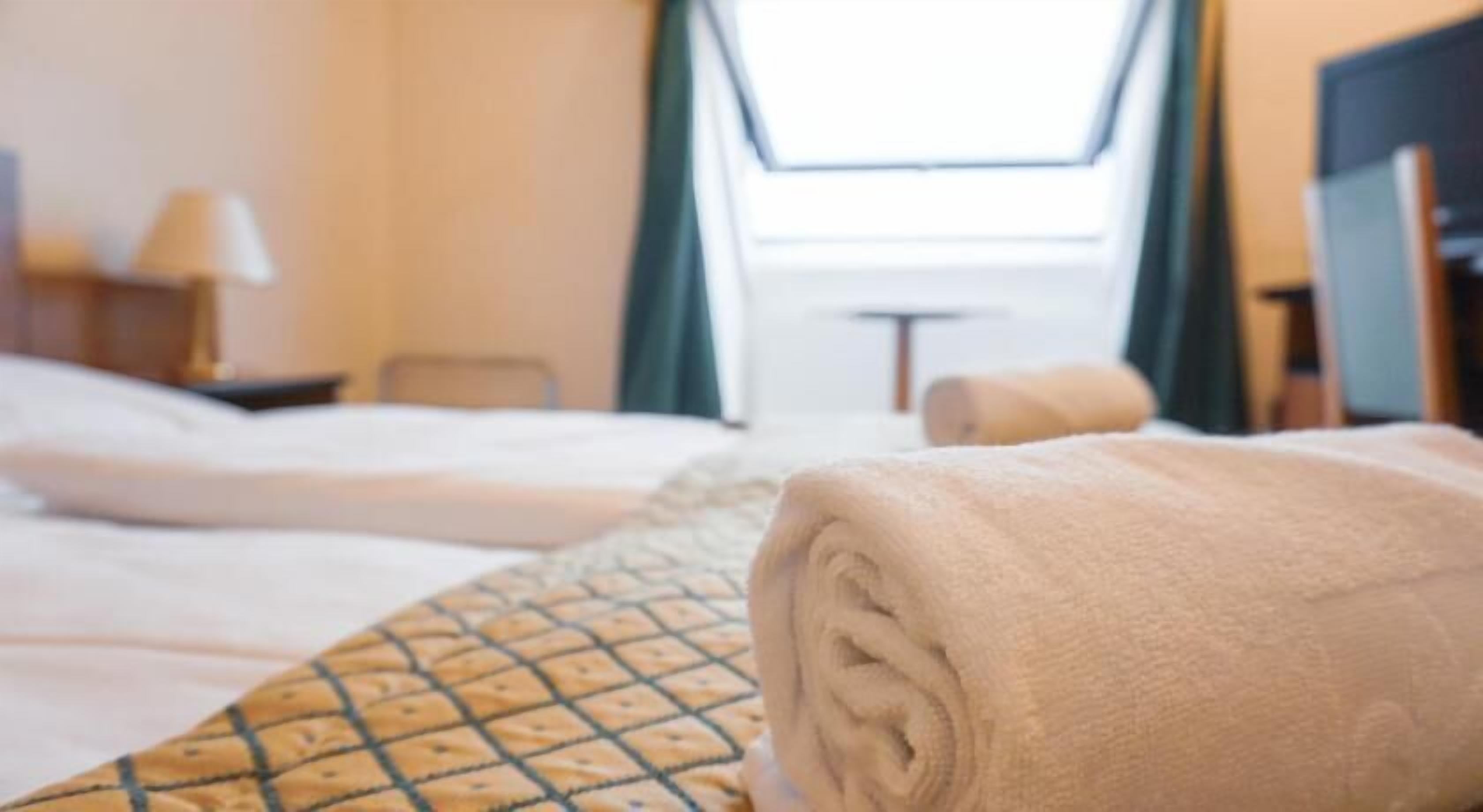 In-room safe, desk, laptop workspace, free WiFi